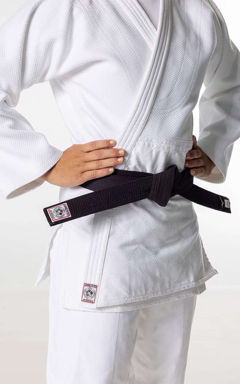 Judo Jacket MIZUNO Yusho Best 2 Regular and Slim Fit IJF 750 g Judo Uniforms Judo Sports Dax Sports Englisch